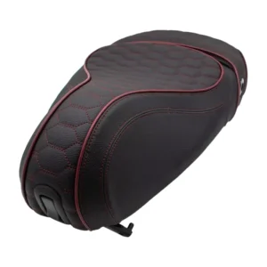 Originele Duo Buddyseat - Zwart / Rood Audi RS Patroon Stiksel - Past op Sprint / Primavera - 1B004482000C2