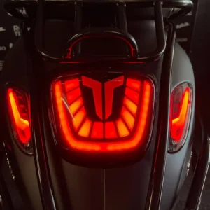 'Bull' - LED Tube Achterlicht - Smoke Glas - Sprint / Primavera - Euro4 & Euro5 modellen