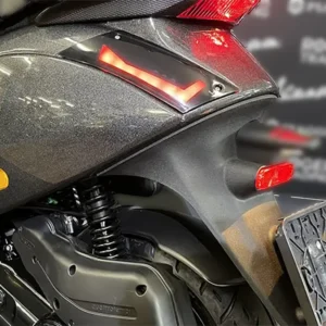 Power1 - LED Knipperlichten Achterzijde - Matrix / Flow / Audi - Smoke - Piaggio Zip - 24PI5071