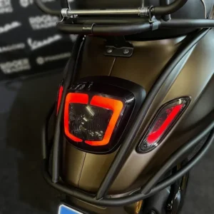 Power1 LED Tube Achterlicht - Model 'Bril' - Sprint / Primavera / Elettrica - Euro4/5 modellen - Smoke