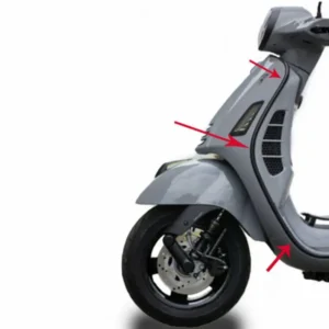 Sierstrip Beenschild - Links - Vespa GTS 2019 t/m 2022 - 1B003379, 1B007781, 1B006679 - Chroom, Mat- of Glanszwart